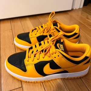 Nike dunk lows bumblebee